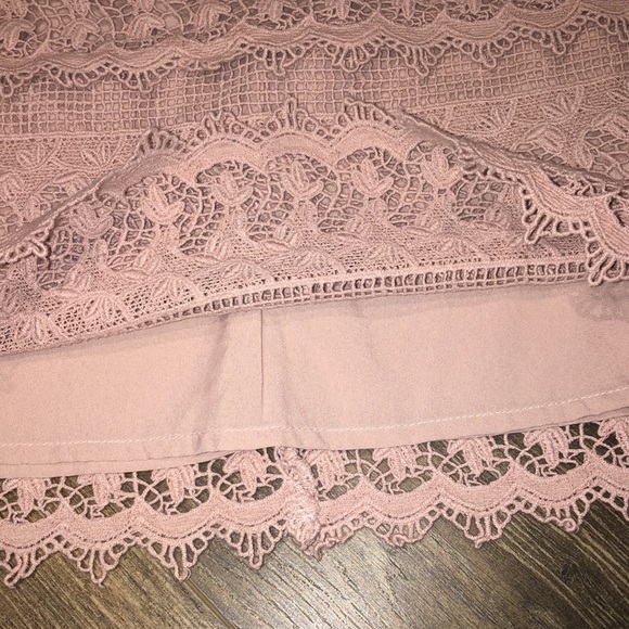 American Eagle Outfitters Pink Lace Skirt - Picture 3 of 8